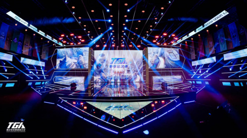 球队战术需 球队战术需