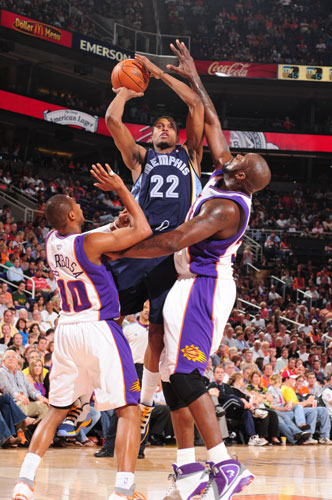 也得益于背 也得益于背