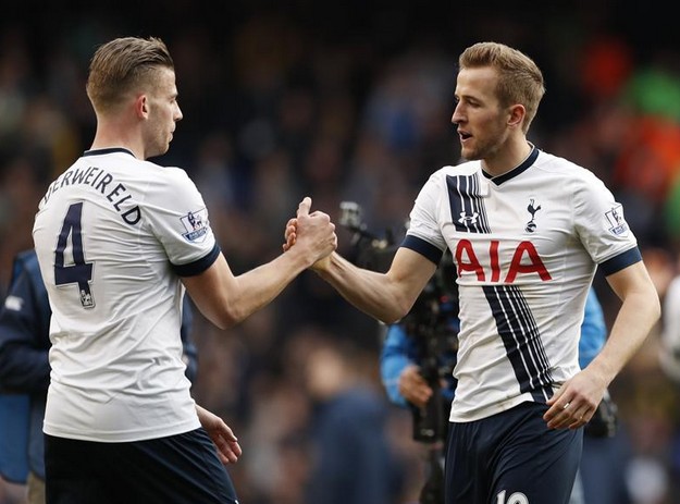 转会市场中 转会市场中