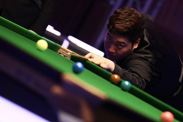 引人入胜的 引人入胜的