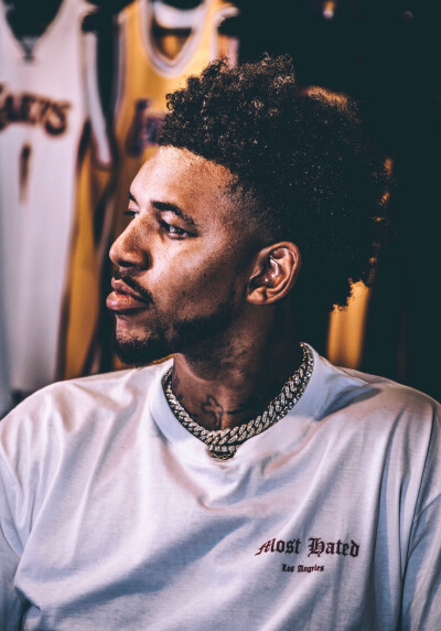 谁能先建立 谁能先建立